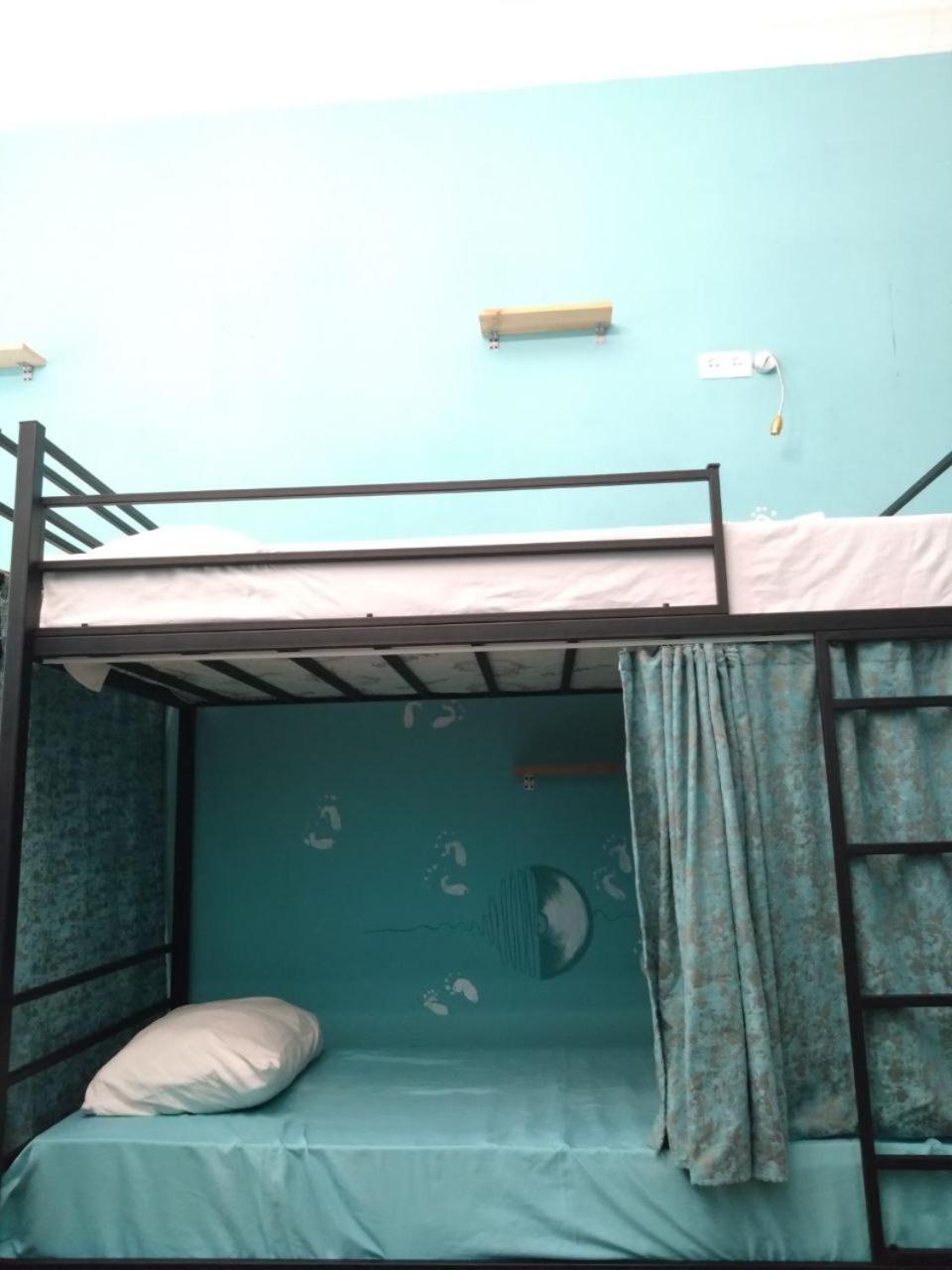 Moosica Hostel Tbilisi Ngoại thất bức ảnh