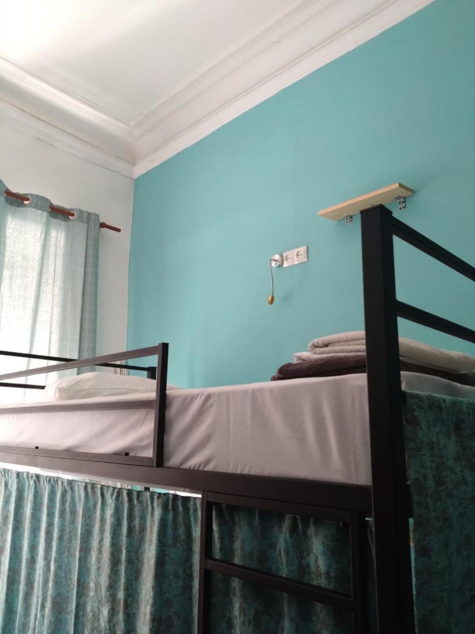 Moosica Hostel Tbilisi Ngoại thất bức ảnh