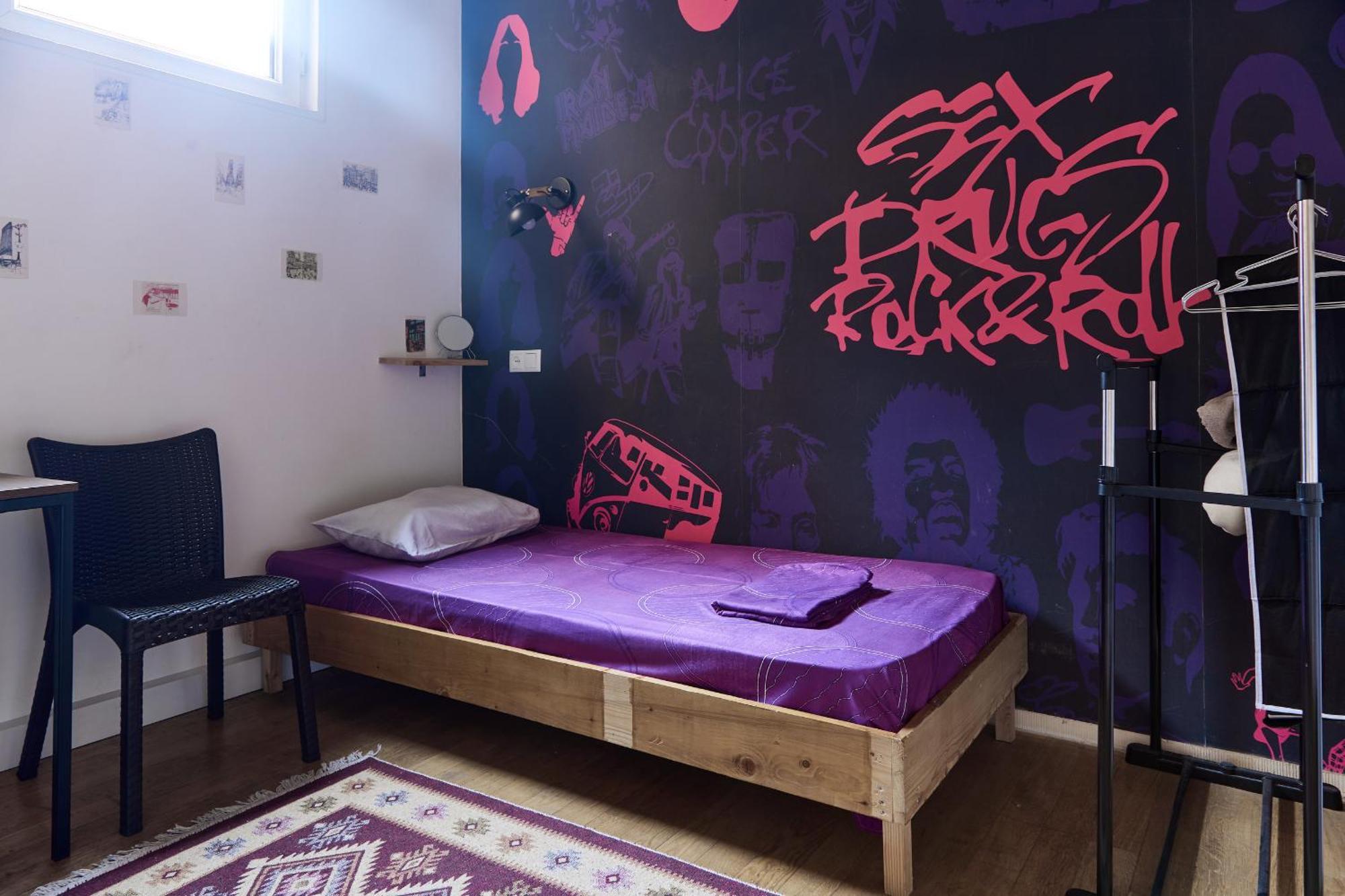 Moosica Hostel Tbilisi Ngoại thất bức ảnh